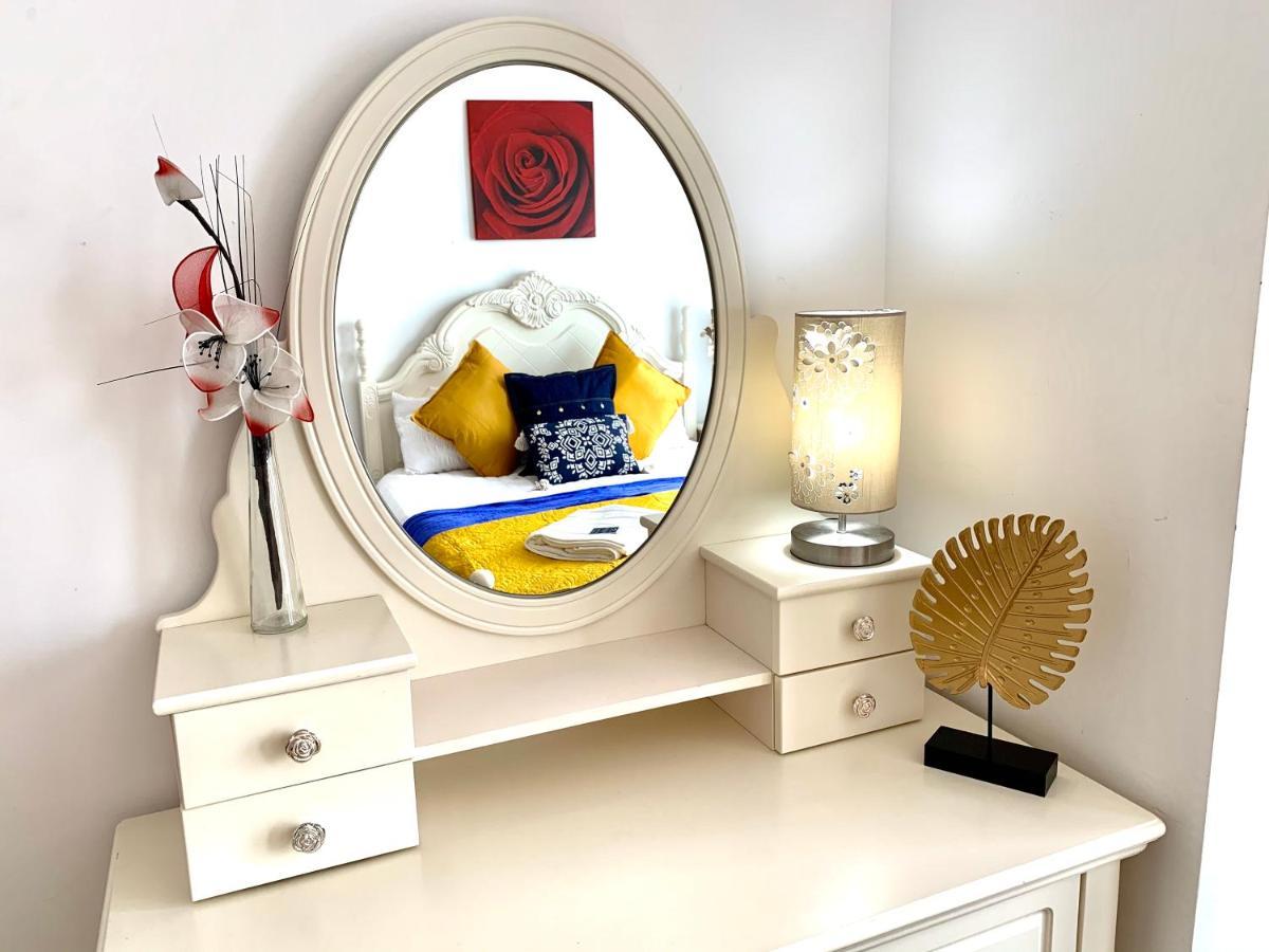 2-Bedrooms Modern Apartment Next To Velodrome, Lounge, Balcony, Parking, Abba Londres Exterior foto