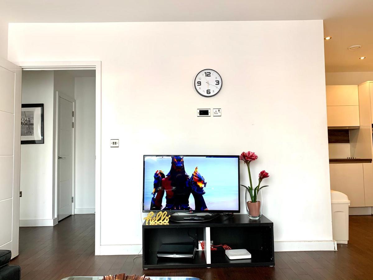 2-Bedrooms Modern Apartment Next To Velodrome, Lounge, Balcony, Parking, Abba Londres Exterior foto