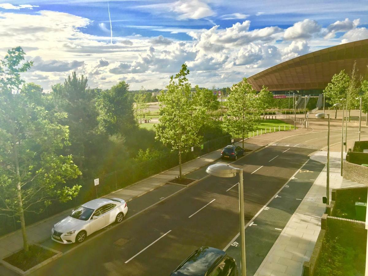 2-Bedrooms Modern Apartment Next To Velodrome, Lounge, Balcony, Parking, Abba Londres Exterior foto