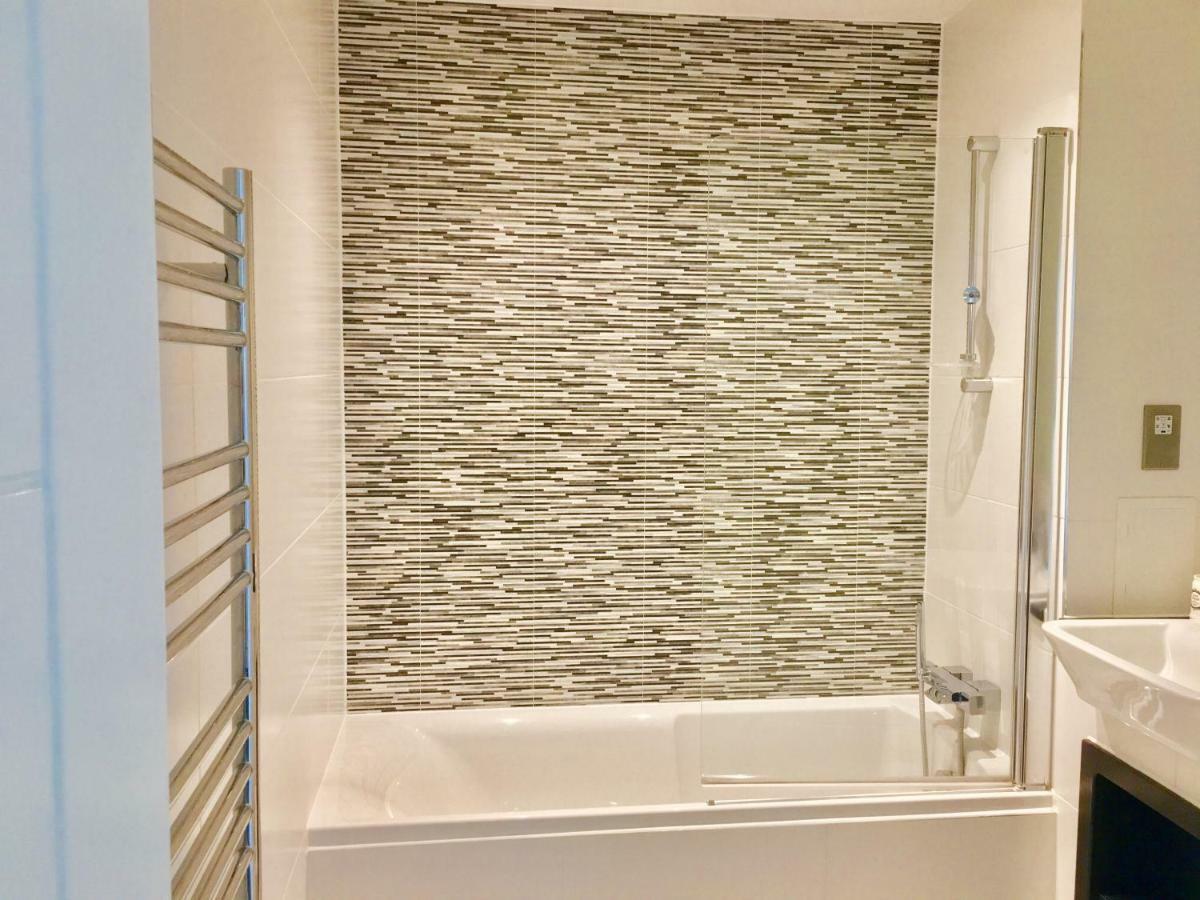 2-Bedrooms Modern Apartment Next To Velodrome, Lounge, Balcony, Parking, Abba Londres Exterior foto